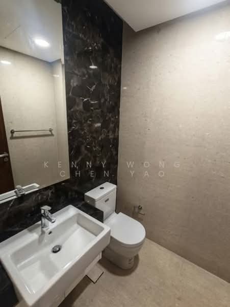 Servis Apartment untuk Dijual di The Astaka @ 1 Bukit Senyum - Kenny Wong Chen Yao - Bathroom - PropertyGuru.com.my