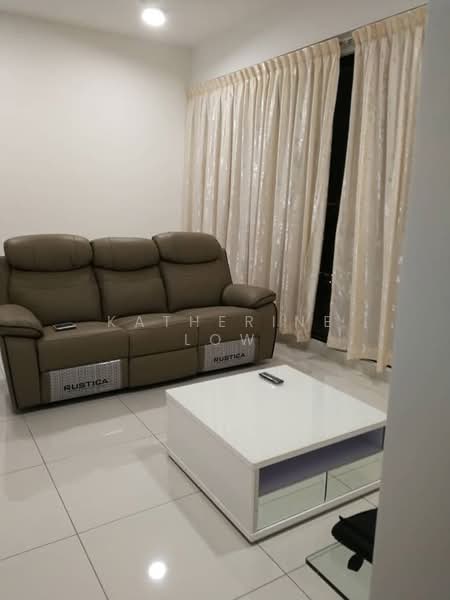 Servis Apartment untuk Dijual di Southkey Mosaic - Katherine Low - Living Room - PropertyGuru.com.my
