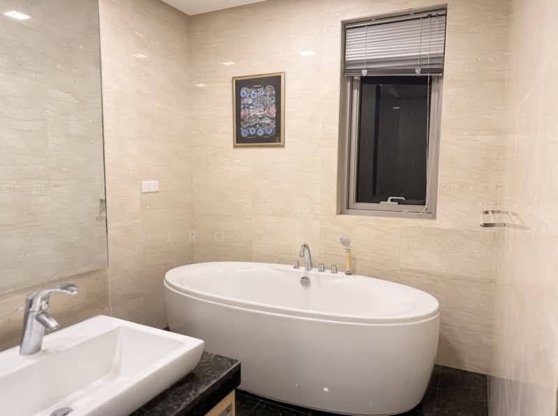 Service Residence for Sale at Pavilion Residences - Hiroki Noda - Bathroom - PropertyGuru.com.my