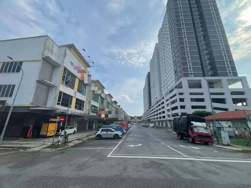 Kedai / Pejabat untuk Dijual di Taman Pelangi Indah (Ulu Tiram) - Grace Lau - PropertyGuru.com.my