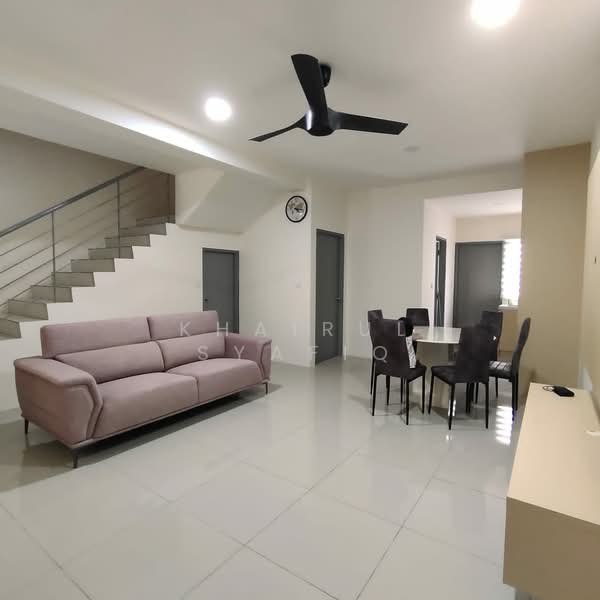 2-storey Terraced House for Rent in Kuala Selangor (Selangor) - Khairul Syafiq - Living Room - PropertyGuru.com.my