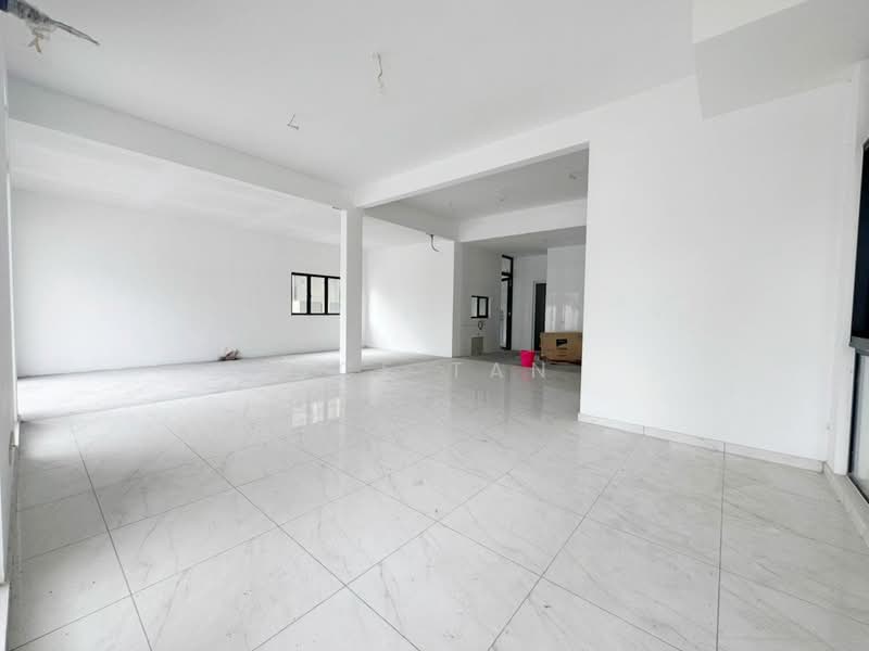 Cluster House for Sale in Setia Tropika (Johor Bahru) - Ace Tan - Living Room - PropertyGuru.com.my