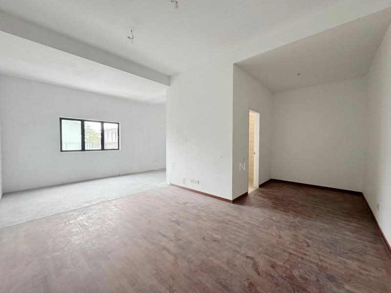 Cluster House for Sale in Setia Tropika (Johor Bahru) - Ace Tan - Bedroom - PropertyGuru.com.my
