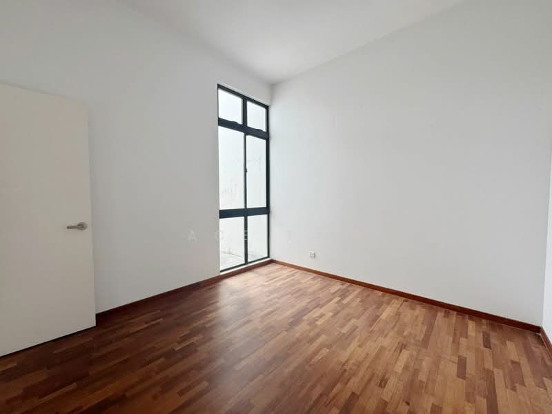 Cluster House for Sale in Setia Tropika (Johor Bahru) - Ace Tan - Bedroom - PropertyGuru.com.my