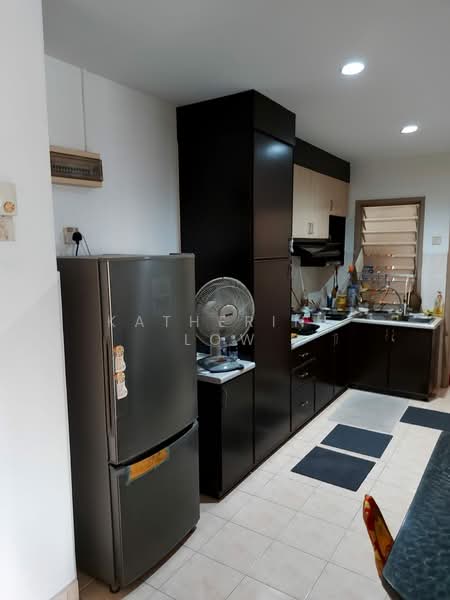 Apartment for Sale at Bayu Puteri 3 - Katherine Low - Kitchen - PropertyGuru.com.my
