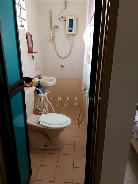 Apartment for Sale at Bayu Puteri 3 - Katherine Low - Bathroom - PropertyGuru.com.my