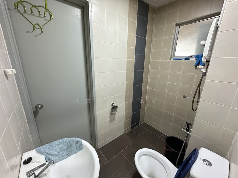 Townhouse for Rent in Bukit Jalil (Kuala Lumpur) - John Tan - Bathroom - PropertyGuru.com.my