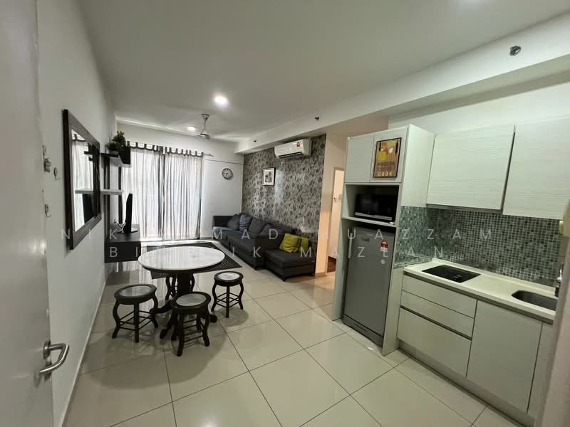 Servis Apartment untuk Disewa di i-SOHO @ i-City - Nik Ahmad Muazzam Bin Nik Mazlan - Living Room - PropertyGuru.com.my
