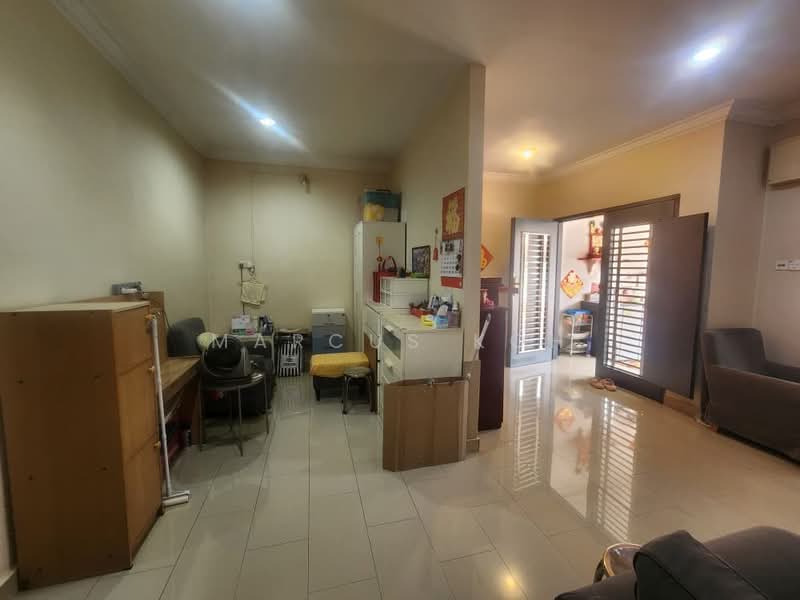 2-storey Terraced House for Sale in Sungai Buloh (Selangor) - Marcus Koh - Living Room - PropertyGuru.com.my