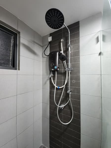 Servis Apartment untuk Disewa di E'Island Lake Haven - Alex Ho - Bathroom - PropertyGuru.com.my