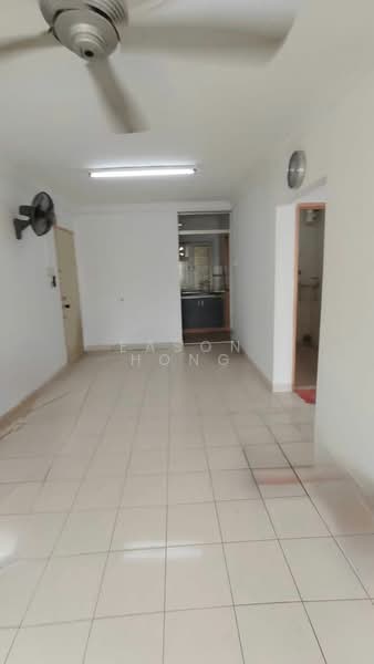 Pangsapuri untuk Disewa di Latan Biru - Eason Hong - Interior - PropertyGuru.com.my