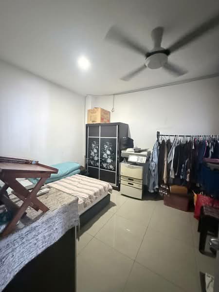 2-storey Terraced House for Sale in Taman Mutiara Rini (Skudai) - Ariff Azmi - Bedroom - PropertyGuru.com.my