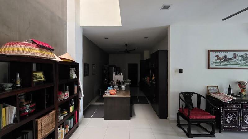 Rumah Berkembar untuk Dijual di Kota Kemuning (Shah Alam) - J J - PropertyGuru.com.my