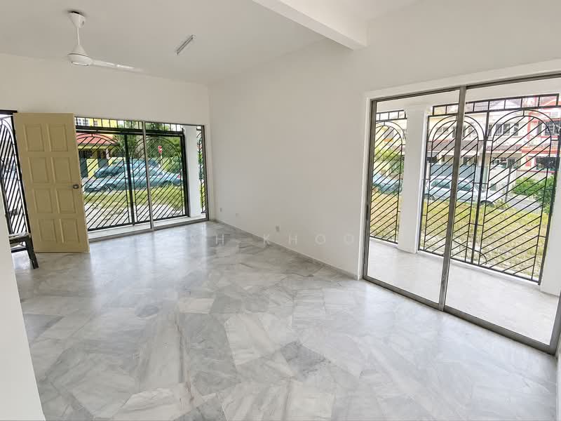 Rumah Teres 2 Tingkat untuk Disewa di Usj 6 (Subang Jaya) - KH Khoo - Living Room - PropertyGuru.com.my