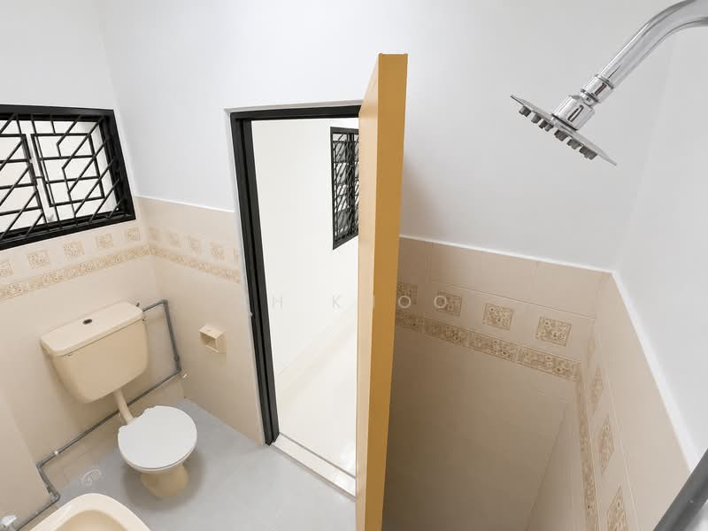 Rumah Teres 2 Tingkat untuk Disewa di Usj 6 (Subang Jaya) - KH Khoo - Bathroom - PropertyGuru.com.my