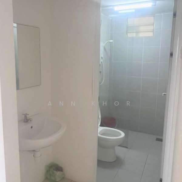 Pangsapuri untuk Disewa di The Park @ Mak Mandin - Ann Khor - Bathroom - PropertyGuru.com.my