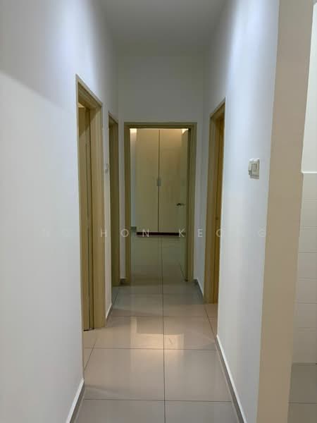 Condominium for Sale at The Zest @ Kinrara 9 - Ng Hon Keong - Corridor - PropertyGuru.com.my