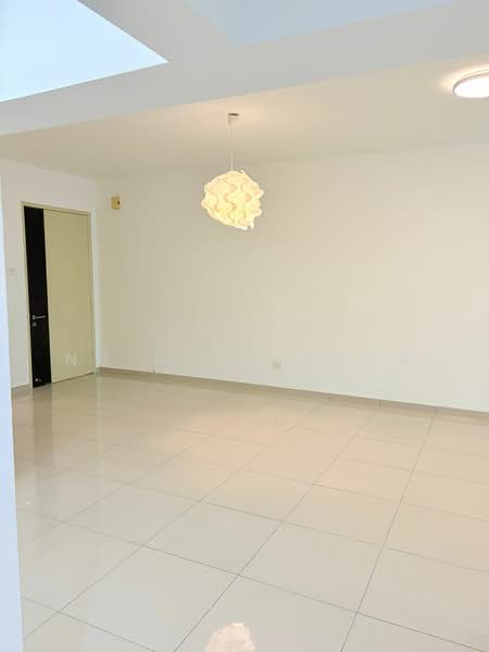 Condominium for Sale at The Zest @ Kinrara 9 - Ng Hon Keong - Living Room - PropertyGuru.com.my