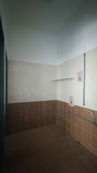 Shop / Office for Rent in Setia Alam (Selangor) - Jack Khor Phor Jiing - Interior - PropertyGuru.com.my