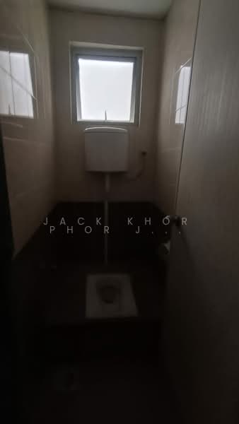 Shop / Office for Rent in Setia Alam (Selangor) - Jack Khor Phor Jiing - Bathroom - PropertyGuru.com.my