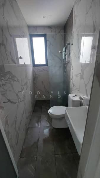 Servis Apartment untuk Disewa di The Grand Subang Jaya SS13 - Koo Ying Kang - Bathroom - PropertyGuru.com.my