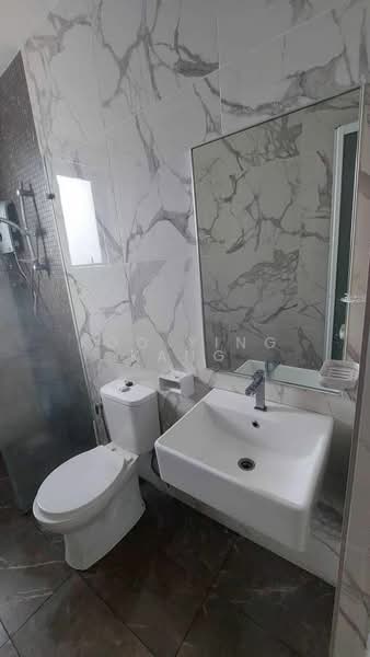 Servis Apartment untuk Disewa di The Grand Subang Jaya SS13 - Koo Ying Kang - Bathroom - PropertyGuru.com.my