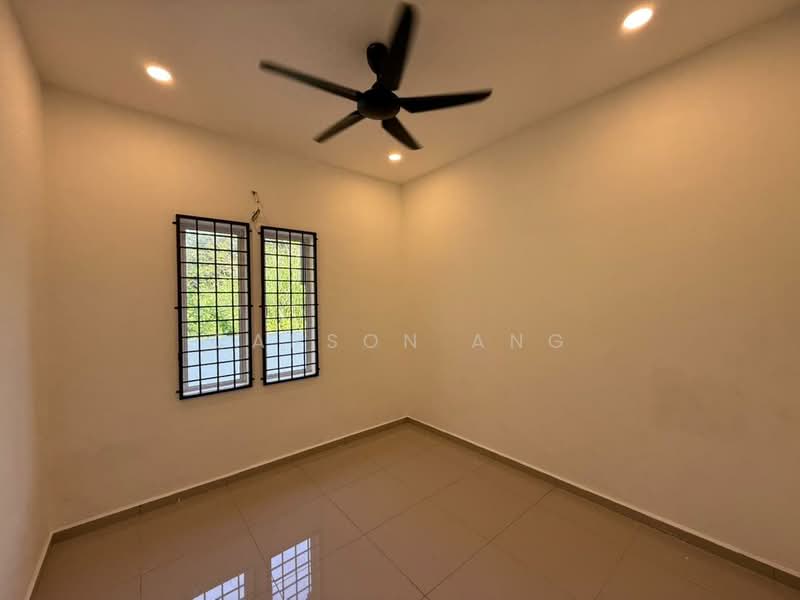 1-storey Terraced House for Rent in Taman Teluk Air Tawar (Butterworth) - Carson Ang - Bedroom - PropertyGuru.com.my