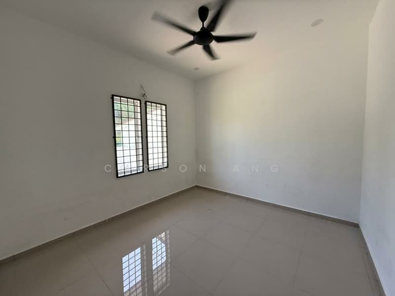 1-storey Terraced House for Rent in Taman Teluk Air Tawar (Butterworth) - Carson Ang - Bedroom - PropertyGuru.com.my