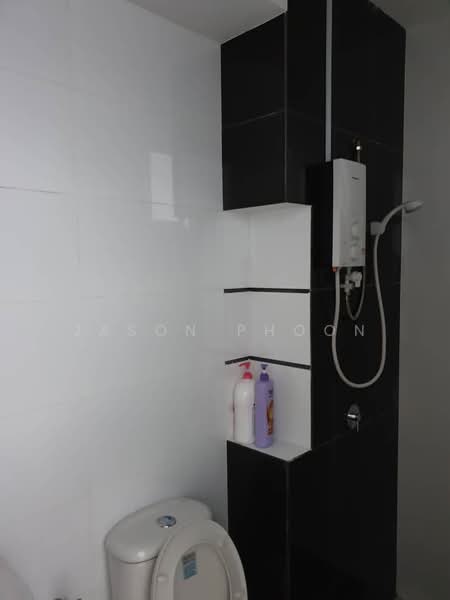 Condominium for Rent at The Clovers - Jason Phoon - Bathroom - PropertyGuru.com.my