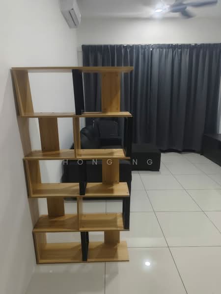 Servis Apartment untuk Dijual di The Glenz @ Glenmarie - Hong Ng - Living Room - PropertyGuru.com.my