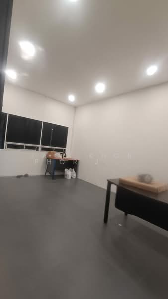 Shop / Office for Rent in Klang Sentral (Kapar) - Jack Khor Phor Jiing - Interior - PropertyGuru.com.my