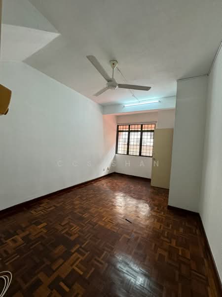 2.5-storey Terraced House for Sale in Bandar Utama (Selangor) - CCS Shan - PropertyGuru.com.my