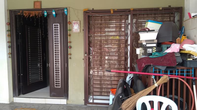 Rumah Teres 2 Tingkat untuk Dijual di Seksyen 33 (Shah Alam) - Khairul Zainal - Exterior - PropertyGuru.com.my