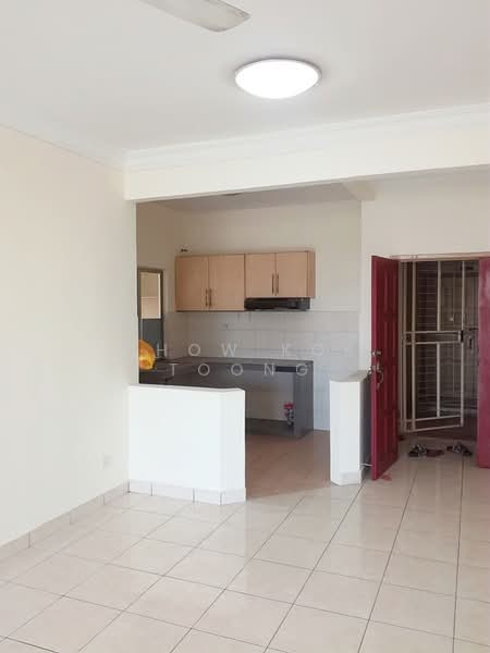 Condominium for Sale at Koi Tropika - Chow Kok Toong - Kitchen - PropertyGuru.com.my