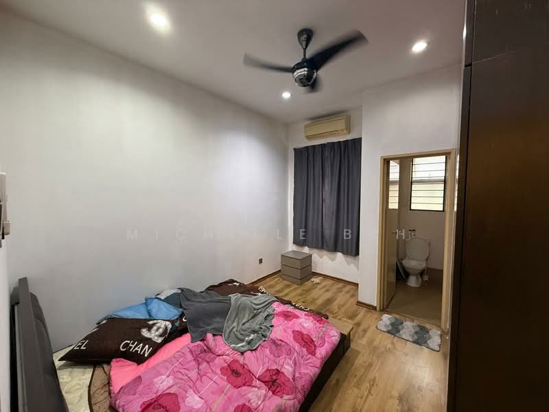 Rumah Teres 2 Tingkat untuk Dijual di Kota Kemuning (Shah Alam) - Michelle Boh - Bedroom - PropertyGuru.com.my