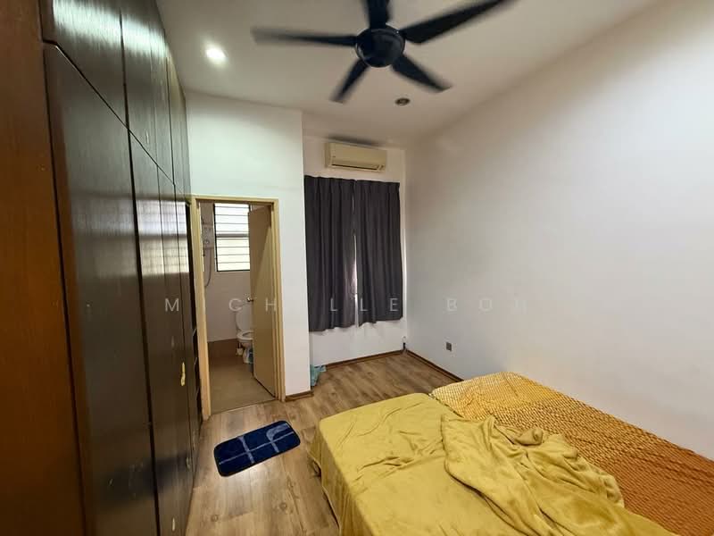 Rumah Teres 2 Tingkat untuk Dijual di Kota Kemuning (Shah Alam) - Michelle Boh - Bedroom - PropertyGuru.com.my