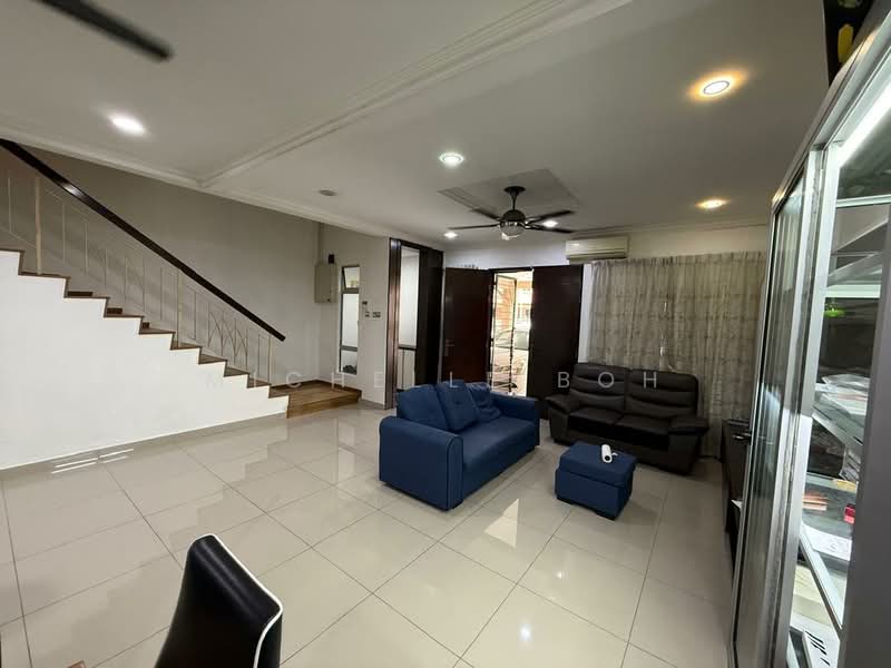 Rumah Teres 2 Tingkat untuk Dijual di Kota Kemuning (Shah Alam) - Michelle Boh - Living Room - PropertyGuru.com.my