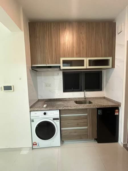 Pangsapuri untuk Disewa di Starview Bay @ Forest City - Leo SK - Kitchen - PropertyGuru.com.my