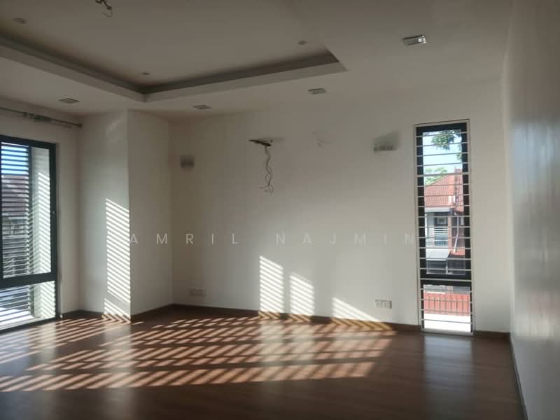 Semi-Detached House for Sale in Seksyen 7 (Shah Alam) - Amril Najmin - PropertyGuru.com.my