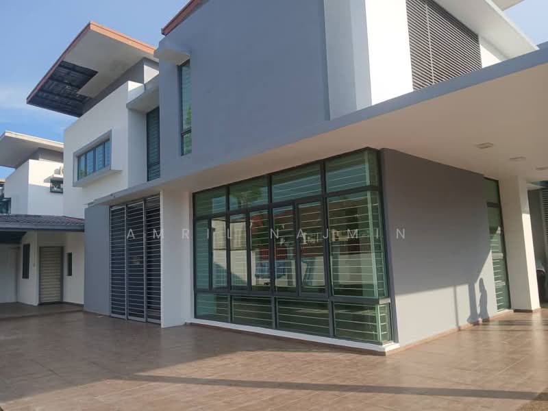 Semi-Detached House for Sale in Seksyen 7 (Shah Alam) - Amril Najmin - PropertyGuru.com.my