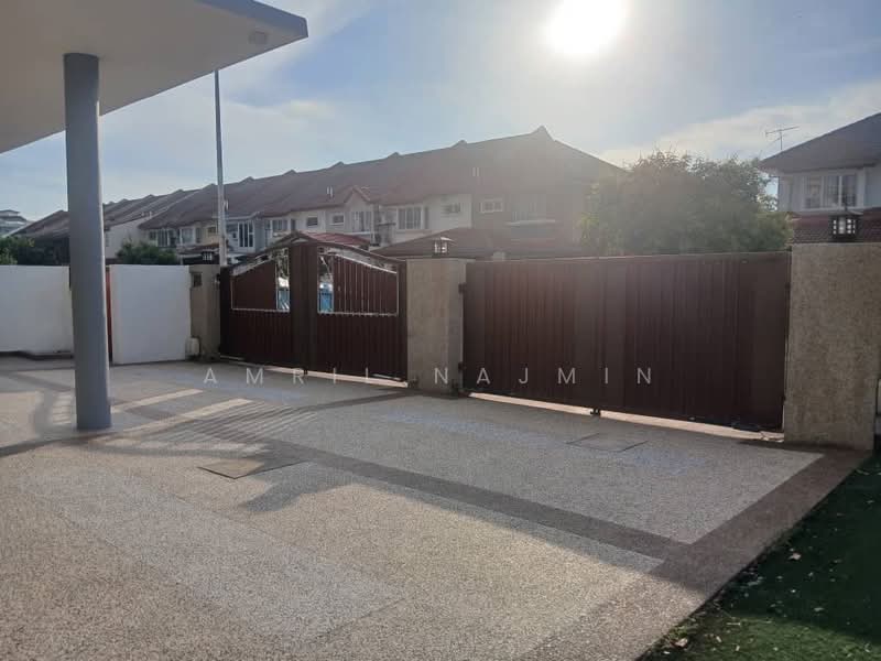 Semi-Detached House for Sale in Seksyen 7 (Shah Alam) - Amril Najmin - PropertyGuru.com.my