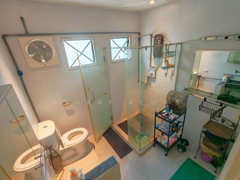 Rumah Teres 2.5 Tingkat untuk Dijual di Taman Setiawangsa (Setiawangsa) - Ashraf Azwan - Bathroom - PropertyGuru.com.my