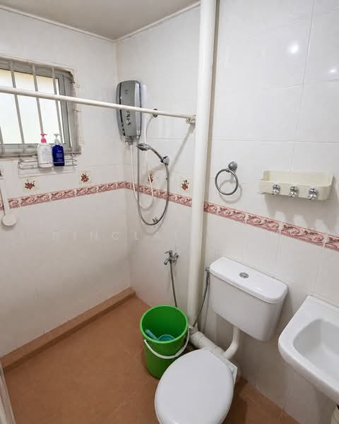 Terraced House for Sale in Seksyen 32, Kemuning Green Ville (Shah Alam) - Sinclair Tan - Bathroom - PropertyGuru.com.my