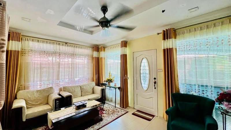 2-storey Terraced House for Sale in Kota Tinggi (Johor) - Ariff Azmi - Living Room - PropertyGuru.com.my