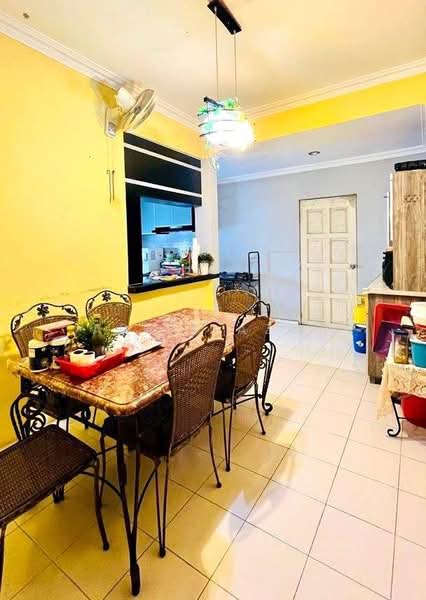 2-storey Terraced House for Sale in Kota Tinggi (Johor) - Ariff Azmi - Dining Room - PropertyGuru.com.my