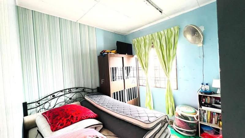 2-storey Terraced House for Sale in Kota Tinggi (Johor) - Ariff Azmi - Bedroom - PropertyGuru.com.my