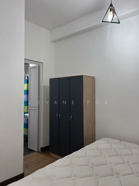 Service Residence for Sale at Pinnacle Sri Petaling - Jovane Por - Bedroom - PropertyGuru.com.my