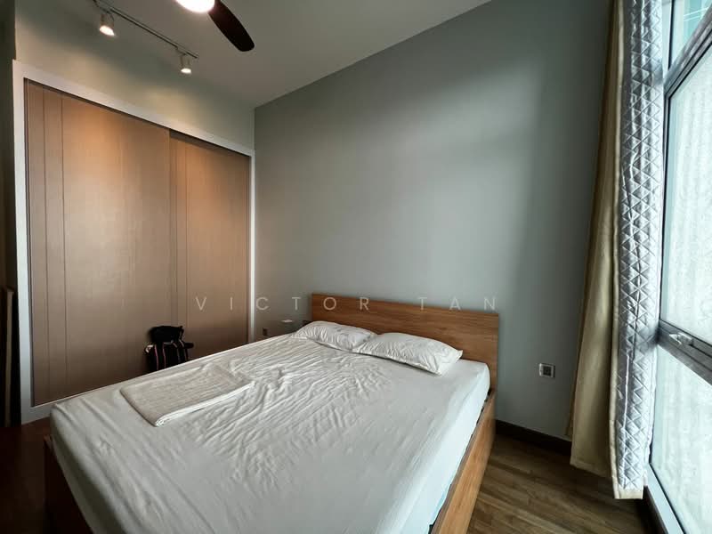 Kediaman Servis untuk Dijual di Paragon Suites @ CIQ - Victor Tan - Bedroom - PropertyGuru.com.my