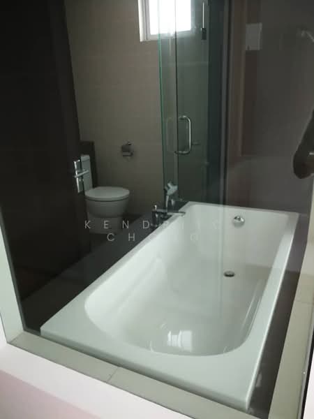 Kondominium untuk Dijual di Seringin Residences - Kendriic Chong - Bathroom - PropertyGuru.com.my