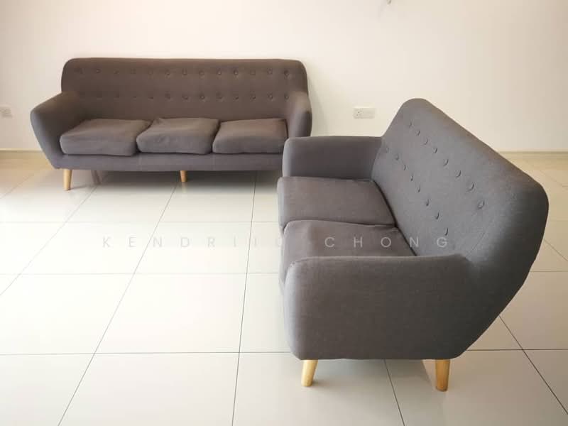 Kondominium untuk Dijual di Seringin Residences - Kendriic Chong - Living Room - PropertyGuru.com.my